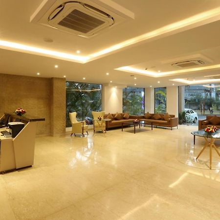 Resort The Lohias, Goa 坎多林 外观 照片