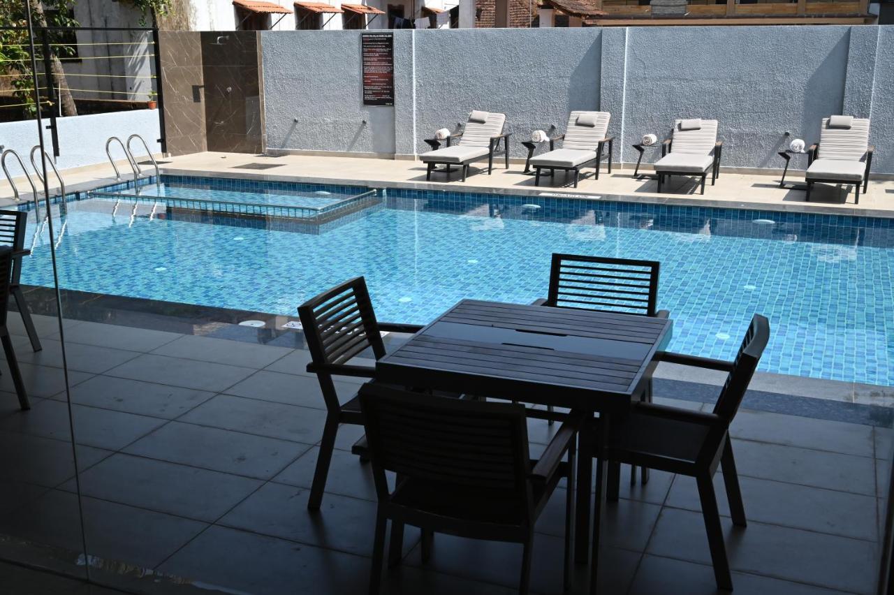 Resort The Lohias, Goa 坎多林 外观 照片