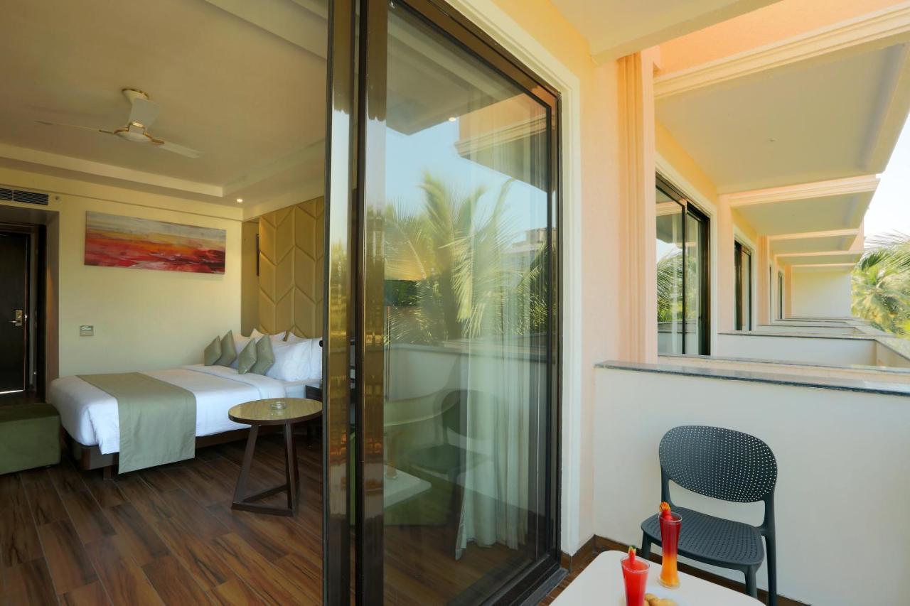 Resort The Lohias, Goa 坎多林 外观 照片