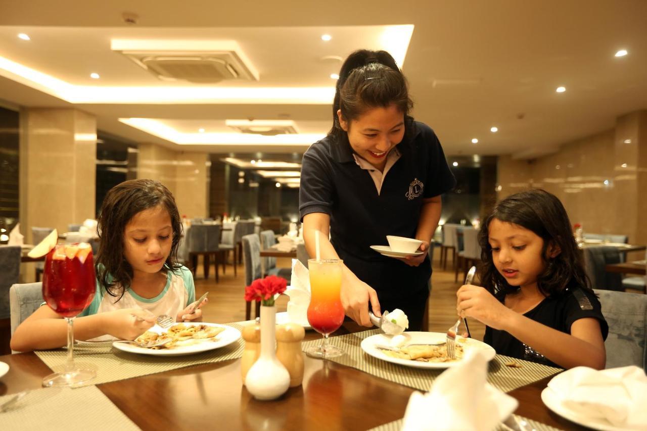 Resort The Lohias, Goa 坎多林 外观 照片