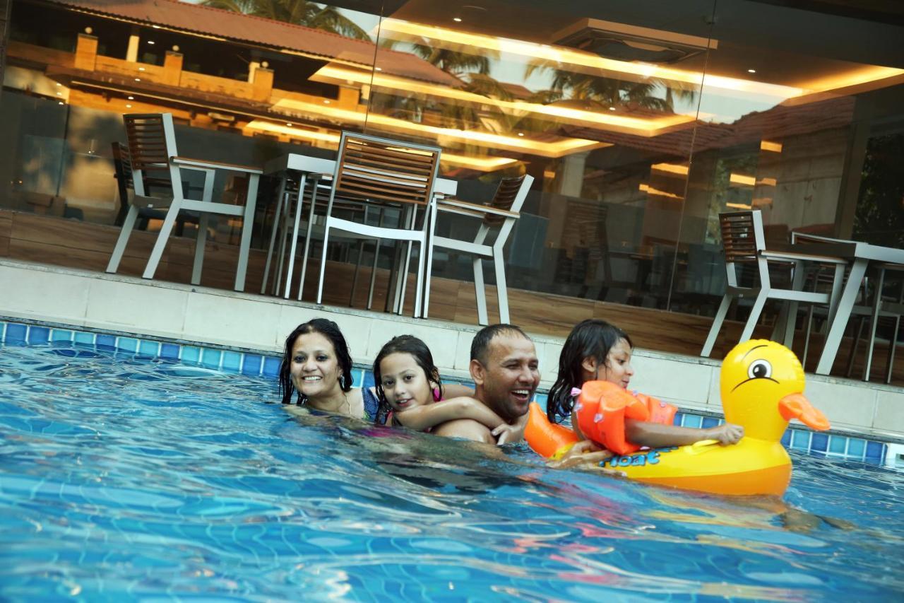 Resort The Lohias, Goa 坎多林 外观 照片